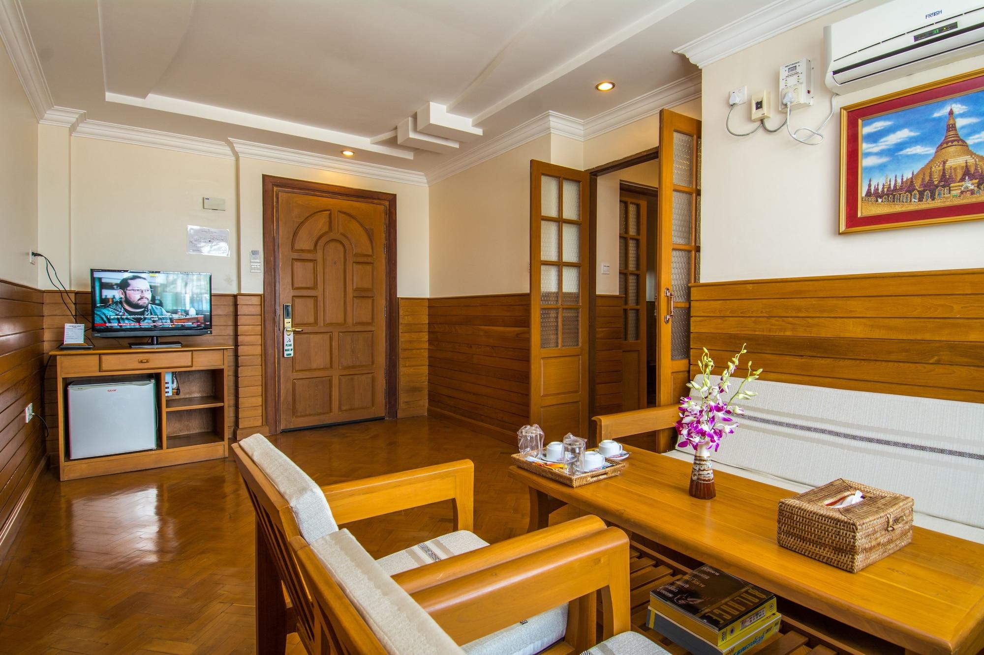 Ayarwaddy River View Hotel Мандалай Экстерьер фото