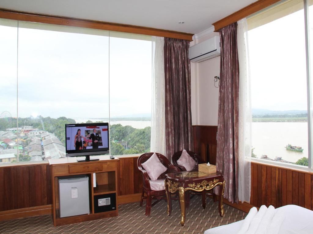 Ayarwaddy River View Hotel Мандалай Экстерьер фото