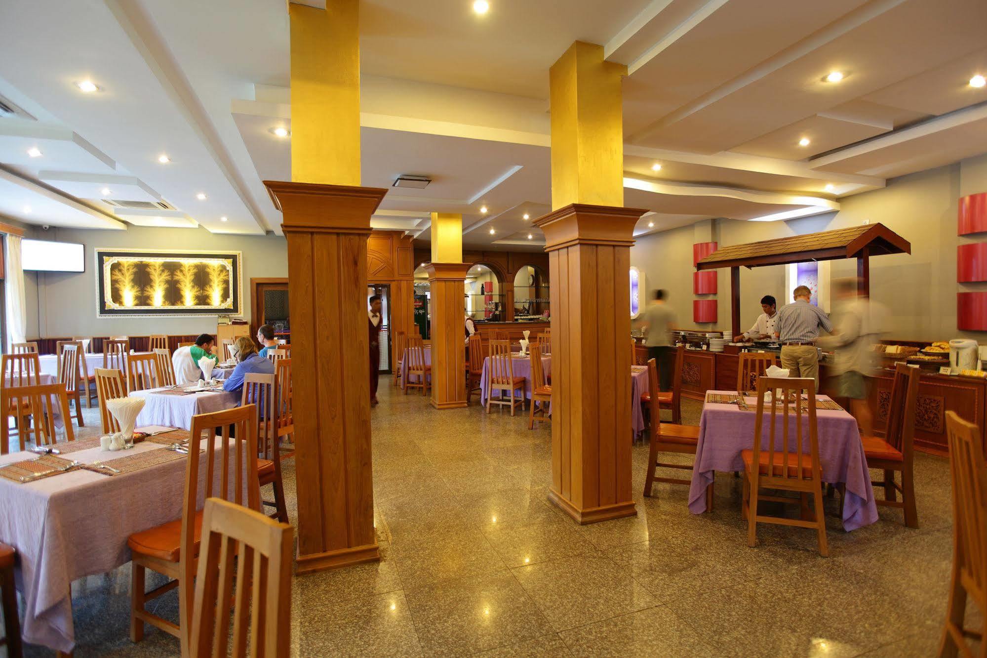 Ayarwaddy River View Hotel Мандалай Экстерьер фото
